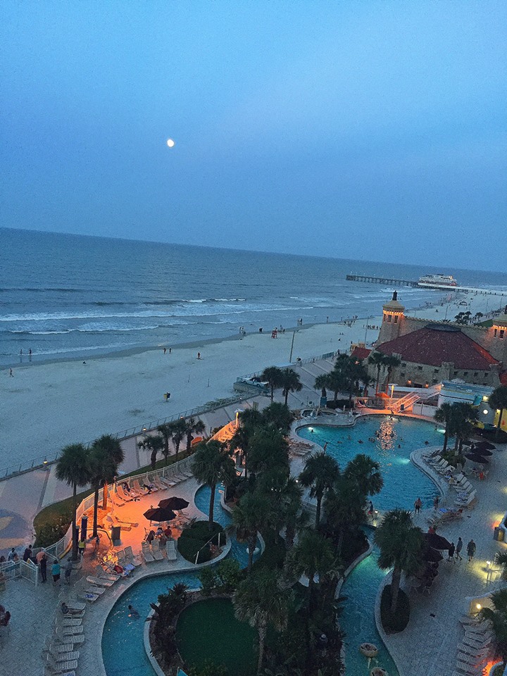 Loading Resort Image...